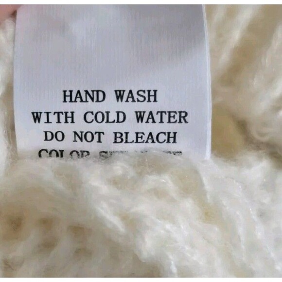 Luna Knit Cardigan Pink Embroidered Strawberry Button Front Novelty Women Medium - Picture 7 of 7